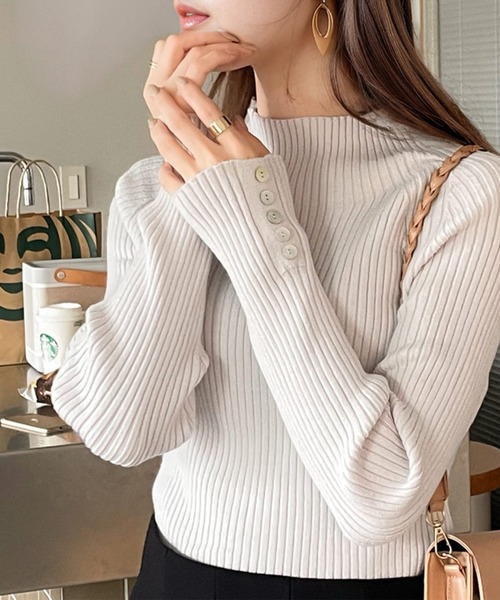 classicalelf（クラシカルエルフ）の「袖シェルボタン付きミドル丈ストレッチハイネックリブニット(長袖)（ニット/セーター・レディース・ブラック/モカ/アイボリー/カーキ/ライトグレー/ライトグリーン/パープル/ネイビー・MEDIUM/LARGE/X-LARGE/SMALL）」の14枚目の写真