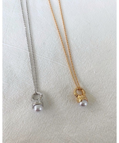 mou（モウ）の「リング型トップパールネックレス（ネックレス・レディース・ゴールド/シルバー・FREE）」の3枚目の写真