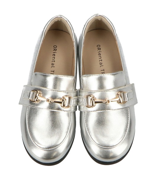 ORiental TRaffic(オリエンタルトラフィック)の「キッズ ビットローファー K-002(ローファー・キッズ・ブラック/ブラウン/シルバー・15.0cm/16.0cm/17.0cm/18.0cm/19.0cm/20.0cm)」の3枚目の写真