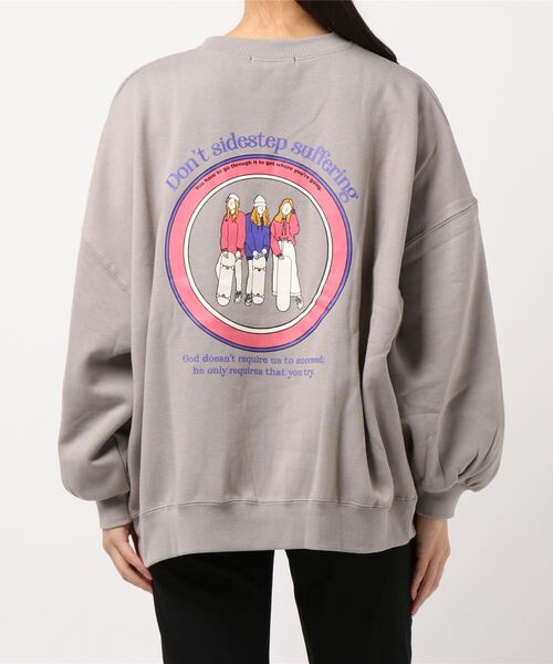 SpRay（スプレイ）の「裏起毛サークルＧＩＲＬスウェット（スウェット・レディース・ブルー/アイボリー/グレイッシュベージュ/スミクロ/ダークオレンジ・FREE）」の10枚目の写真