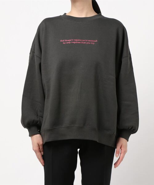 SpRay（スプレイ）の「裏起毛サークルＧＩＲＬスウェット（スウェット・レディース・ブルー/アイボリー/グレイッシュベージュ/スミクロ/ダークオレンジ・FREE）」の11枚目の写真