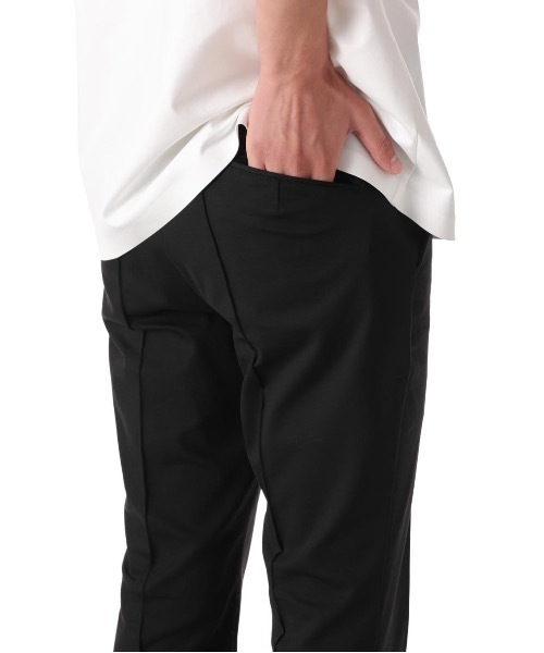 ATTACHMENT（アタッチメント）の「PONTE JERSEY CENTER CREASE TROUSERS（スラックス・メンズ・ブラック/ダークグリーン・1/2/3）」の19枚目の写真