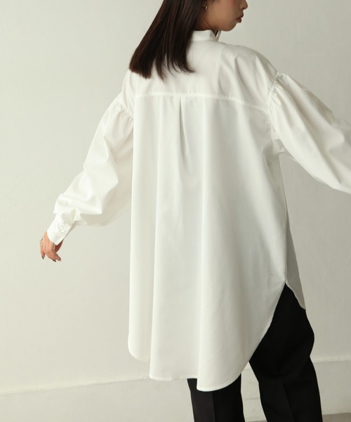 Chillfar（チルファー）の「ボリュームスリーブオーバーサイズシャツ（シャツ/ブラウス・レディース・ホワイト/チャコール/ベージュ/ブラウン/ブラック・FREE）」の21枚目の写真