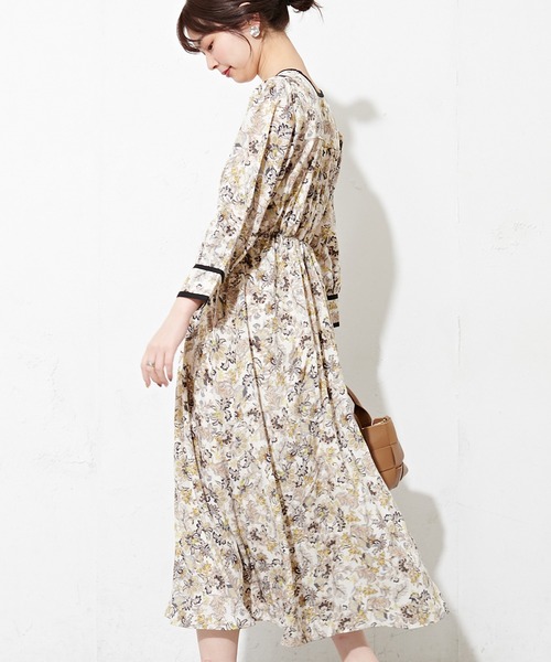 natural couture（ナチュラルクチュール）の「配色テープ使いエスニック柄ワンピース（ワンピース・レディース・オフホワイト/グリーン系その他・FREE）」の5枚目の写真