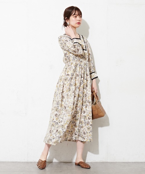 natural couture（ナチュラルクチュール）の「配色テープ使いエスニック柄ワンピース（ワンピース・レディース・オフホワイト/グリーン系その他・FREE）」の6枚目の写真