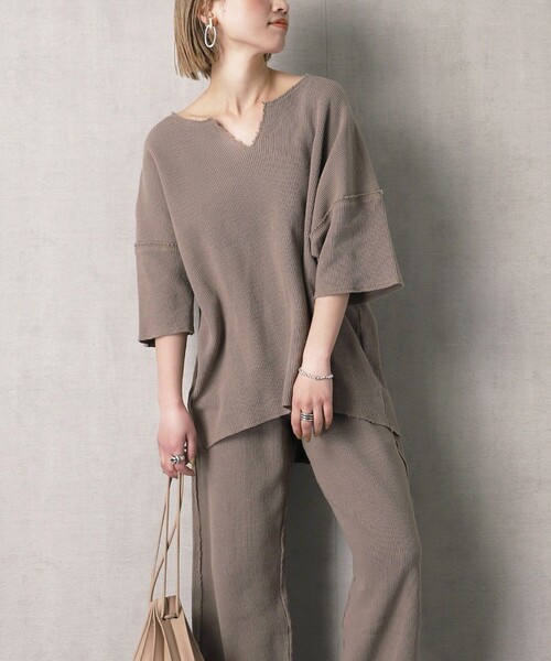 FREAK'S STORE（フリークスストア）の「▽【WEB限定】畦編コットン ダメージリラックスセットアップ(キーネックトップス/イージーパンツ)（セットアップ・レディース・ブルーグリーン/レモンイエロー/ブラック/ベージュ/ライトピンク/ナチュラル・ﾌﾘ-）」の11枚目の写真