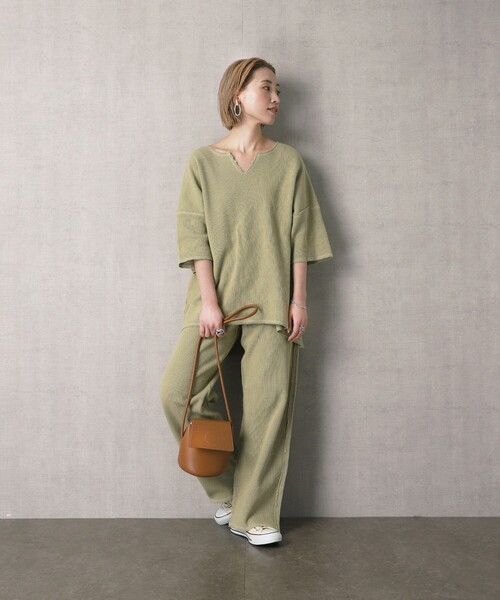 FREAK'S STORE（フリークスストア）の「▽【WEB限定】畦編コットン ダメージリラックスセットアップ(キーネックトップス/イージーパンツ)（セットアップ・レディース・ブルーグリーン/レモンイエロー/ブラック/ベージュ/ライトピンク/ナチュラル・ﾌﾘ-）」の15枚目の写真