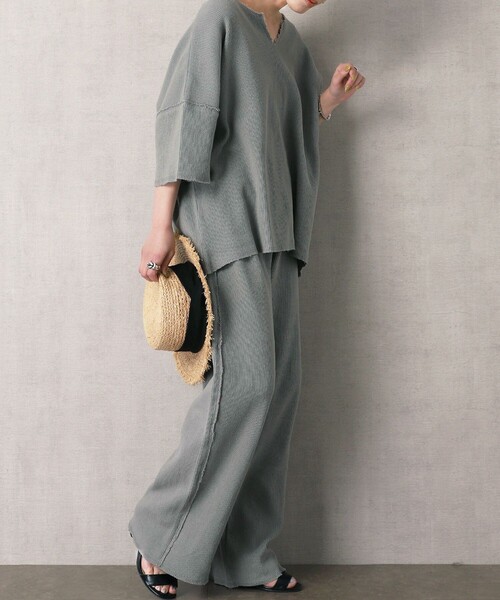 FREAK'S STORE（フリークスストア）の「▽【WEB限定】畦編コットン ダメージリラックスセットアップ(キーネックトップス/イージーパンツ)（セットアップ・レディース・ブルーグリーン/レモンイエロー/ブラック/ベージュ/ライトピンク/ナチュラル・ﾌﾘ-）」の18枚目の写真