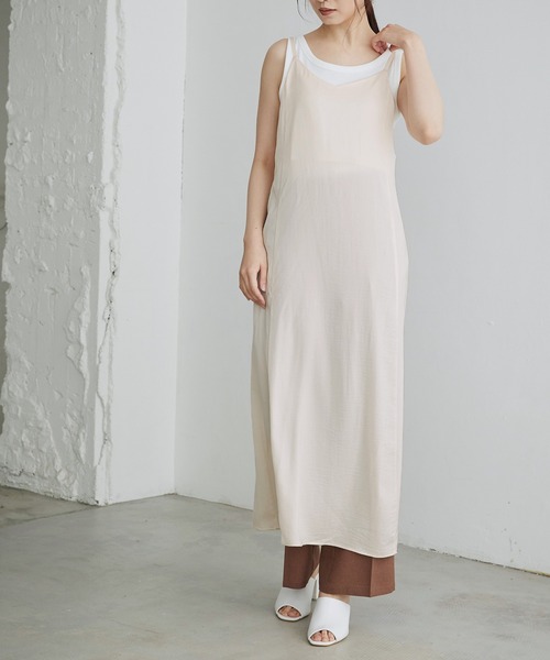 BONLECILL（ボンルシール）の「ヴィンテージサテンバックボタンデザイン レトロキャミワンピース（ワンピース・レディース・グリーン/イエロー/チャコール/オフホワイト/グレー・FREE）」の12枚目の写真