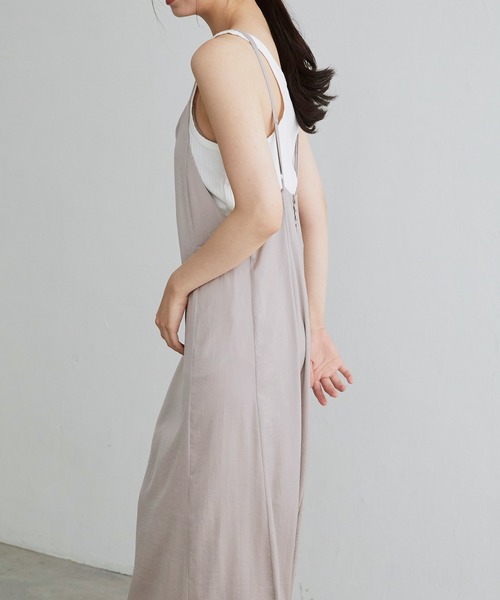 BONLECILL（ボンルシール）の「ヴィンテージサテンバックボタンデザイン レトロキャミワンピース（ワンピース・レディース・グリーン/イエロー/チャコール/オフホワイト/グレー・FREE）」の18枚目の写真