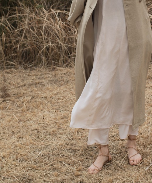 BONLECILL（ボンルシール）の「ヴィンテージサテンバックボタンデザイン レトロキャミワンピース（ワンピース・レディース・グリーン/イエロー/チャコール/オフホワイト/グレー・FREE）」の7枚目の写真