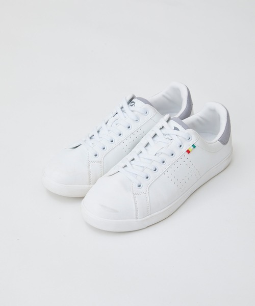 Arnold Palmer（アーノルドパーマー）の「スニーカーシューズ（スニーカー・レディース・グレー/ネイビー/ホワイト/レッド/グリーン/ピンク/ブラック・23.5cm/24.0cm/23.0cm/25.0cm/24.5cm）」の3枚目の写真