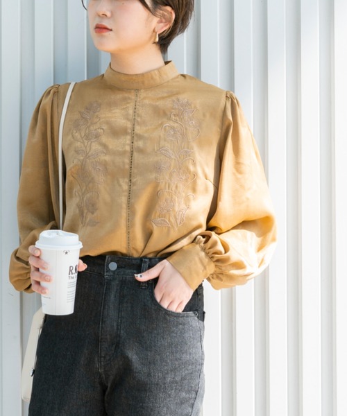 Ambre Neige（アンブルネージュ）の「パフスリーブ刺繍ブラウス／【WEB/EC限定商品】（シャツ/ブラウス・レディース・ブラック/アイボリー/ライトブラウン・FREE）」の16枚目の写真