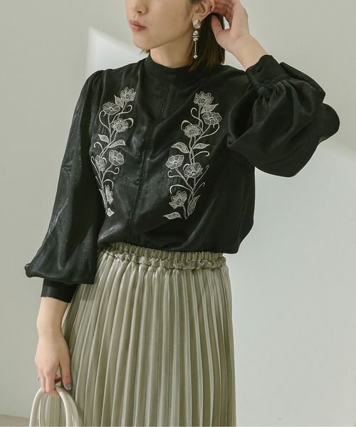 Ambre Neige（アンブルネージュ）の「パフスリーブ刺繍ブラウス／【WEB/EC限定商品】（シャツ/ブラウス・レディース・ブラック/アイボリー/ライトブラウン・FREE）」の15枚目の写真