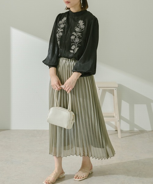 Ambre Neige（アンブルネージュ）の「パフスリーブ刺繍ブラウス／【WEB/EC限定商品】（シャツ/ブラウス・レディース・ブラック/アイボリー/ライトブラウン・FREE）」の13枚目の写真