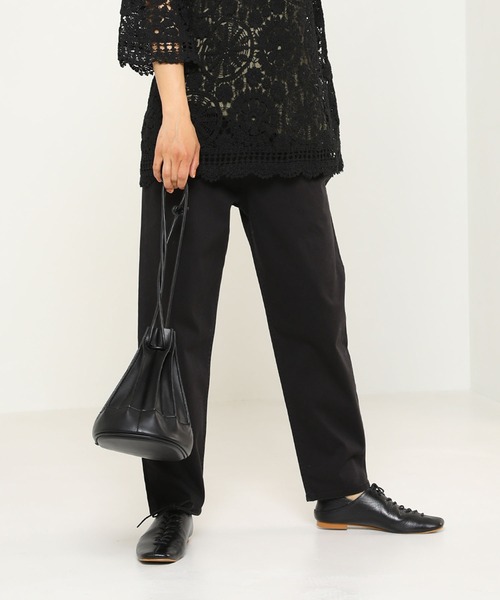 FREAK'S STORE(フリークスストア)の「バルーン テーパード チノパンツ(チノパンツ・レディース・ブラック/ベージュ/カーキ・マルチサイズ)」の2枚目の写真