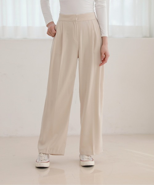 by muni:r（バイ ムニール）の「さらさらハイウエスト ワイド ピンタック ロング スラックス（スラックス・レディース・ベージュ/ブラック/ブルー・MEDIUM/SMALL）」の10枚目の写真