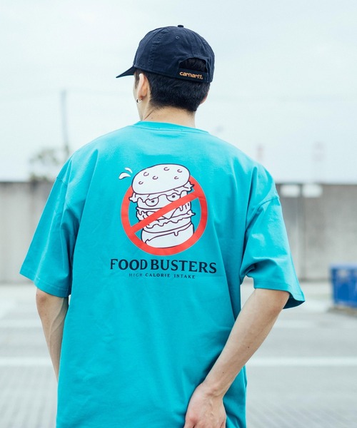 Ressaca(レサーカ)の「オーバーサイズ パロディロゴプリント 半袖ビッグTee(Tシャツ/カットソー・メンズ・ブラック/パープル/オフホワイト/サックスブルー/グリーン/ホワイト系その他/ブラック系その他/ベージュ系その他/グリーン系その他/ブルー系その他/パープル系その他/グレイッシュベージュ・S/M/L)」の8枚目の写真