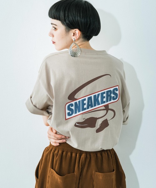 Ressaca(レサーカ)の「オーバーサイズ パロディロゴプリント 半袖ビッグTee(Tシャツ/カットソー・メンズ・ブラック/パープル/オフホワイト/サックスブルー/グリーン/ホワイト系その他/ブラック系その他/ベージュ系その他/グリーン系その他/ブルー系その他/パープル系その他/グレイッシュベージュ・S/M/L)」の7枚目の写真