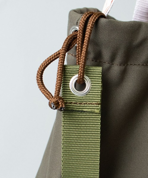 Le Sans Pareil（ル サン パレイユ）の「【 Le Sans Pareil / ルサンパレイユ 】 RPC KINCHAKU BAG RPC KINCHAKU BAG　RPC巾着バッグ（ショルダーバッグ・レディース・ブラック/ホワイト/カーキ/ネイビー・FREE）」の6枚目の写真