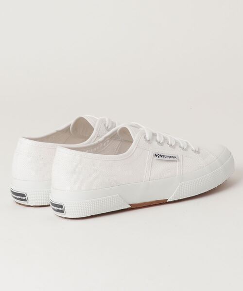 Munsingwear Grand-Slam（マンシングウェア　グランドスラム）の「SUPERGA×Munsingwear　コラボレーションスニーカー（スニーカー・メンズ・ホワイト×ネイビー・36/41/38/37/40/39/43/35/42/44）」の15枚目の写真