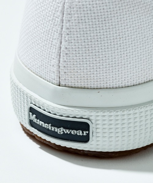 Munsingwear Grand-Slam（マンシングウェア　グランドスラム）の「SUPERGA×Munsingwear　コラボレーションスニーカー（スニーカー・メンズ・ホワイト×ネイビー・36/41/38/37/40/39/43/35/42/44）」の7枚目の写真