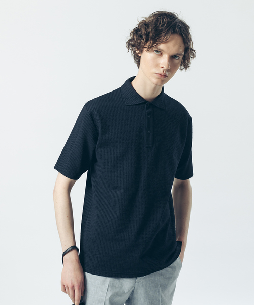 ABAHOUSE（アバハウス）の「デラヴェ サッカー素材 ポロシャツ（ポロシャツ・メンズ・オフホワイト/ブラウン/ブラック・44/46/48）」の3枚目の写真