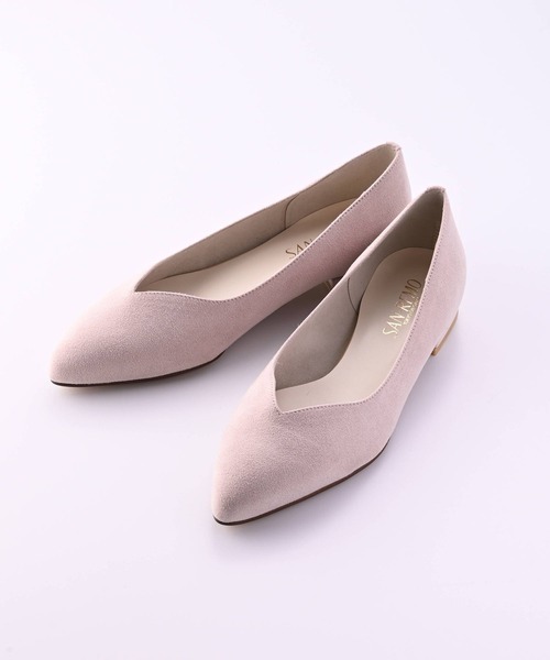 神戸シューズ（コウベシューズ）の「SAN-REMO 1.5㎝ヒールVカットパンプス（パンプス・レディース・ブラック/ベージュ/グレイッシュベージュ/パイソン・22/22.5/23/23.5/24/24.5）」の2枚目の写真