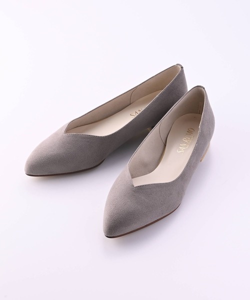 神戸シューズ（コウベシューズ）の「SAN-REMO 1.5㎝ヒールVカットパンプス（パンプス・レディース・ブラック/ベージュ/グレイッシュベージュ/パイソン・22/22.5/23/23.5/24/24.5）」の3枚目の写真