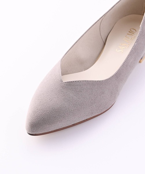 神戸シューズ（コウベシューズ）の「SAN-REMO 1.5㎝ヒールVカットパンプス（パンプス・レディース・ブラック/ベージュ/グレイッシュベージュ/パイソン・22/22.5/23/23.5/24/24.5）」の11枚目の写真