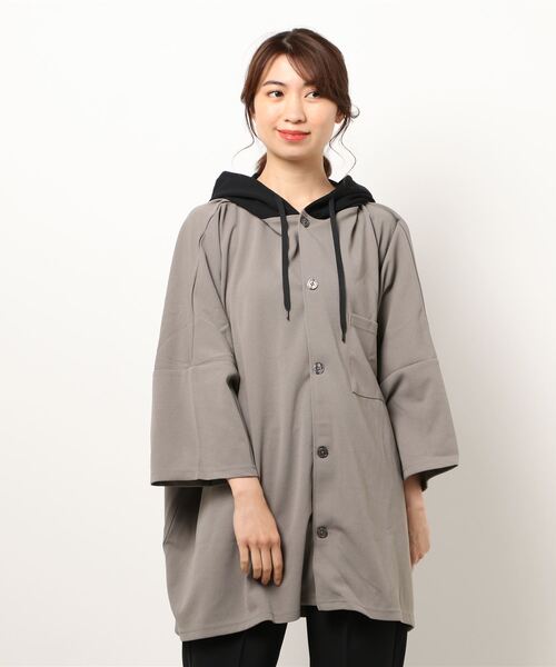 Bling Leads（ブリングリーズ）の「/Bling leads/梨地フードポンチョ配色半袖シャツ（シャツ/ブラウス・レディース・ブラック/グレイッシュベージュ/ブラウン/グレイッシュブルー・LARGE/MEDIUM）」の19枚目の写真