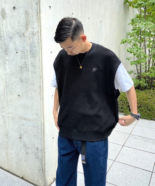 WHO'S WHO gallery（フーズフーギャラリー）の「【KOOKY'N/クーキー】ワッフルベスト（ベスト・メンズ・ブラック/ネイビー/杢グレー・FREE）」の17枚目の写真