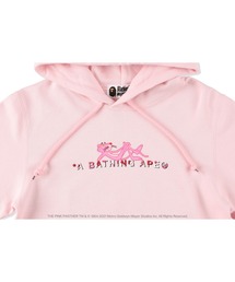 A BATHING APE ピンクパーカー A BATHING APE（アベイシングエイプ）の「BAPE X PINK PANTHER