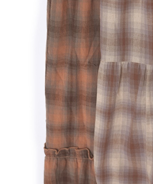 Alley by w closet(アリーバイダブルクローゼット)の「【Alley】チェックティアードワンピース(ワンピース・レディース・ダークブラウン/ベージュ/ブラウン/グレー・FREE)」の11枚目の写真