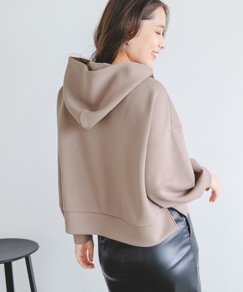 mysty woman（ミスティウーマン）の「【天然アロマサシェ付き】ショートダンボールフーディ 235303（パーカー・レディース・オフホワイト/ライトグリーン/モカ/チャコール・FREE）」の20枚目の写真