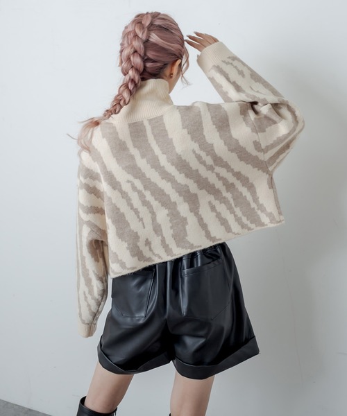 RASVOA（ラスボア）の「ゼブラジャガードクロップドニット（ニット/セーター・レディース・アイボリー/モカ/ベージュ・FREE）」の20枚目の写真