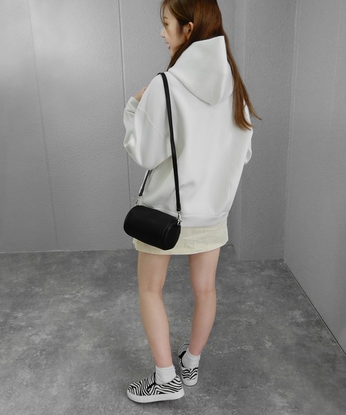 minia（ミニア）の「ミニドラムショルダーバッグ＜ライン太ストラップとPUストラップ付き2WAY＞　◆（ショルダーバッグ・レディース・ブラウン/アイボリー/ブラック・FREE）」の18枚目の写真