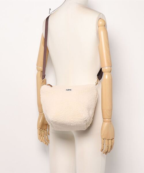 Lee(リー)の「【Lee】ショルダーバッグ(ショルダーバッグ・レディース・ベージュ/ブラウン/キナリ・ONE SIZE)」の5枚目の写真