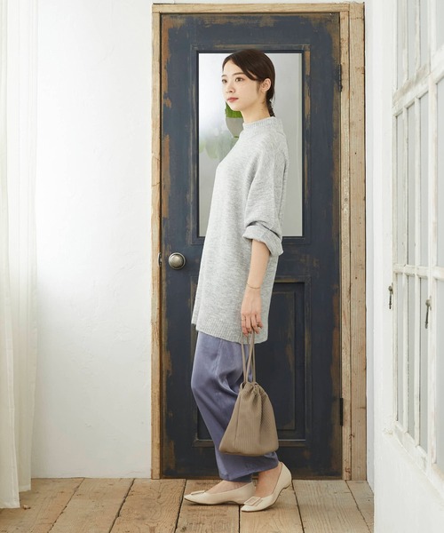 menue(メヌエ)の「アニマルバックル×スクエアトゥパンプス(パンプス・レディース・グレイッシュベージュ/ベージュ/ブラック/アイボリー・23.0cm/23.5cm/24.0cm/24.5cm/25.0cm/21.5cm/22.0cm/22.5cm/25.5cm)」の5枚目の写真