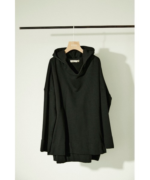 BLACK BY MOUSSY（ブラックバイマウジー）の「side slit pk(サイドスリットパーカー）（パーカー・レディース・ホワイト/ブラック/マジェンタ/キャメル・FREE）」の19枚目の写真