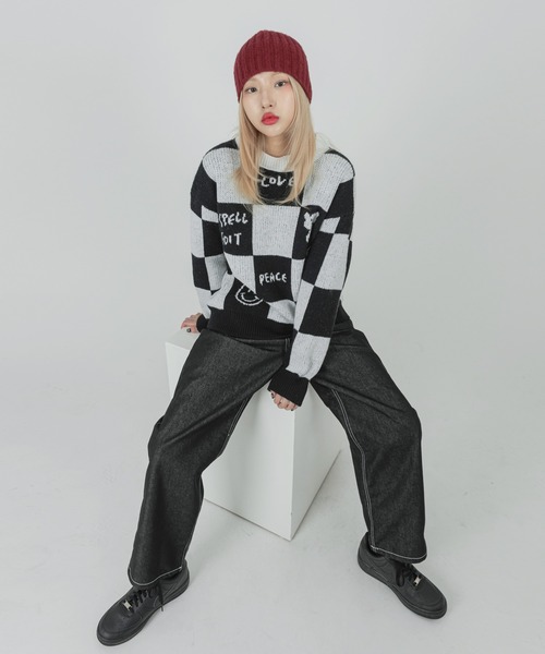FOLLOWIN(フォロウィン)の「【UNISEX】チェッカーボードウールニット(ニット/セーター・レディース・ブラック・FREE)」の8枚目の写真
