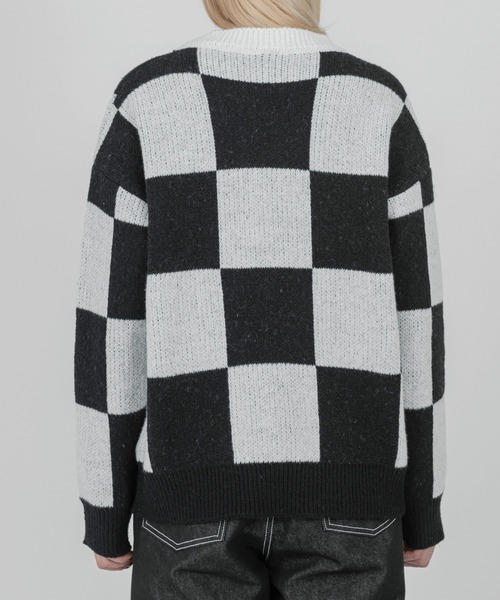 FOLLOWIN(フォロウィン)の「【UNISEX】チェッカーボードウールニット(ニット/セーター・レディース・ブラック・FREE)」の4枚目の写真