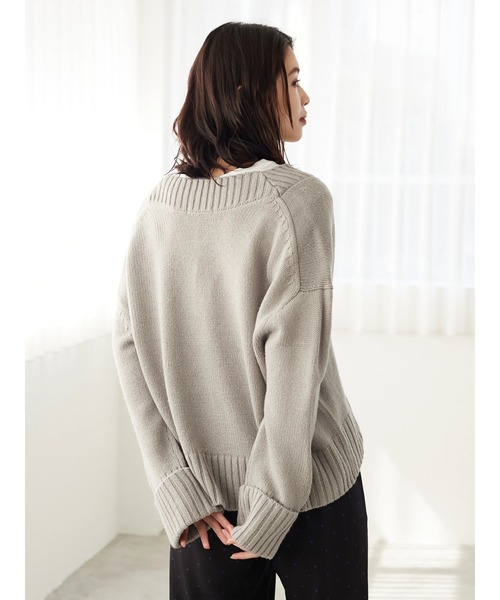 Green　Parks（グリーンパークス）の「厚みショート丈Vネックプルオーバー＊（ニット/セーター・レディース・ブルー/オレンジ/グレー/ブラック/アイボリー・FREE）」の10枚目の写真