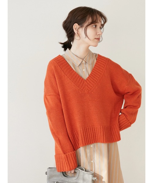 Green　Parks（グリーンパークス）の「厚みショート丈Vネックプルオーバー＊（ニット/セーター・レディース・ブルー/オレンジ/グレー/ブラック/アイボリー・FREE）」の11枚目の写真