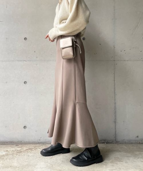 DouDou(ドゥドゥ)の「【WEB限定】カットマーメイド切替スカート(スカート・レディース・ブラック/ベージュ/ライトベージュ・38/36)」の6枚目の写真