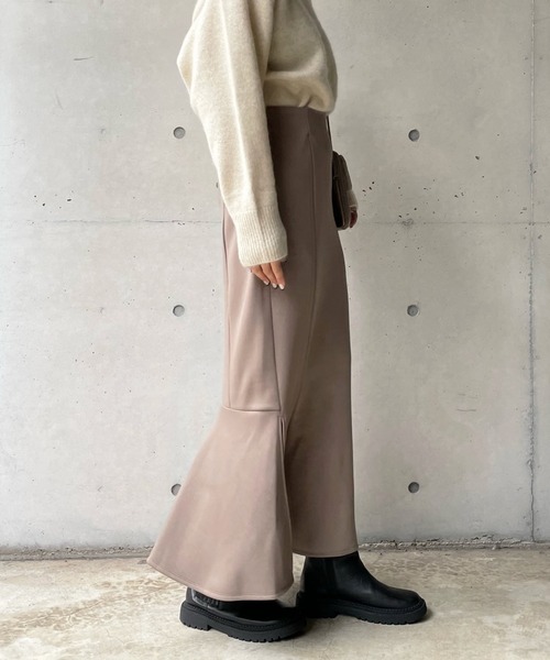 DouDou(ドゥドゥ)の「【WEB限定】カットマーメイド切替スカート(スカート・レディース・ブラック/ベージュ/ライトベージュ・38/36)」の10枚目の写真