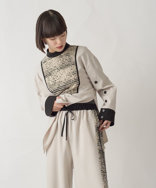 La SRIC(ラスリック)の「La SRIC / ボタンスリーブBL【セットアップ可】(シャツ/ブラウス・レディース・ブラック/グレー系その他・38)」の3枚目の写真