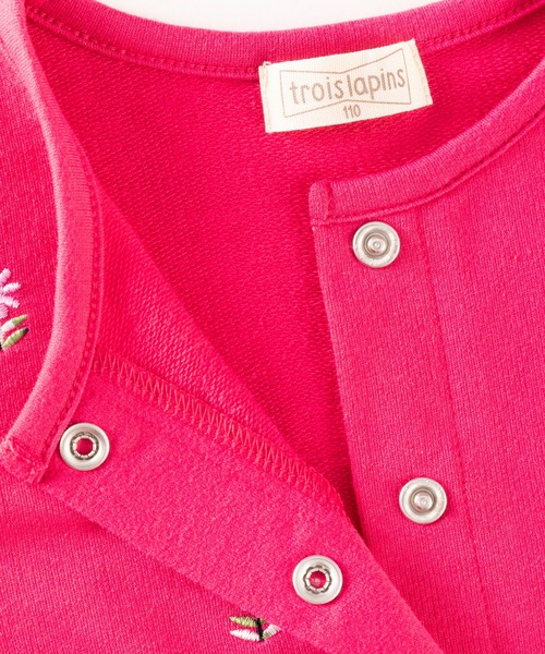 trois lapins kp（トロワラパンケーピー）の「お花刺しゅうの裏毛カーディガン(100-130cm)（カーディガン/ボレロ・キッズ・レッド/オートミール/ライム・130cm/110cm/100cm/120cm）」の5枚目の写真