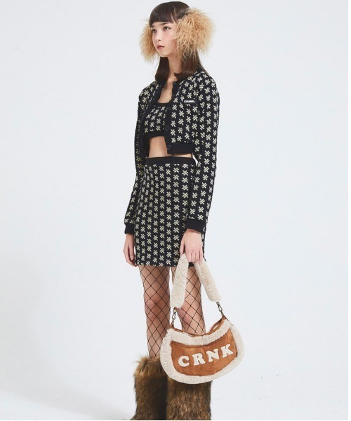 CRANK(クランク)の「【CRANK/クランク】FLOWER KNIT SKIRT/花柄スカート ニットスカート ミニスカート(スカート・レディース・ブラック/ピンク・ONE SIZE)」の5枚目の写真