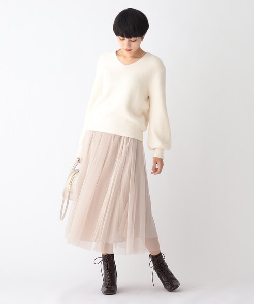 AG by aquagirl(エージーバイアクアガール)の「◆ミニナイロンフェザーVネックニット【WEB限定サイズ】(ニット/セーター・レディース・オフホワイト/ブラウン系/ダークグリーン/グレー・40/38/36)」の20枚目の写真